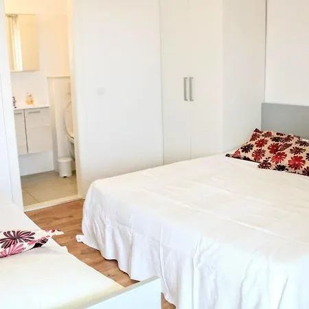 2 Rooms-2 Bathrooms- Terrace * Promajna